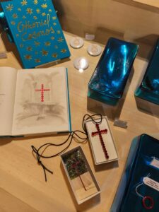 Produits boutique Othoniel Cosmos © O. Tresson / Avignon Tourisme